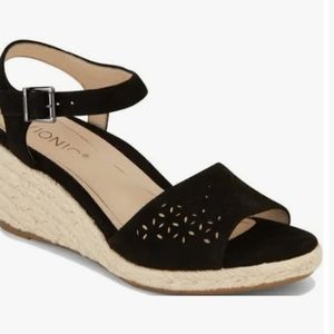 Vionic Ariel Wedge Sandal